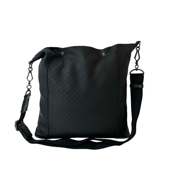 BOTTEGA VENETA Black Leather Intrecciato Shoulder Bag
